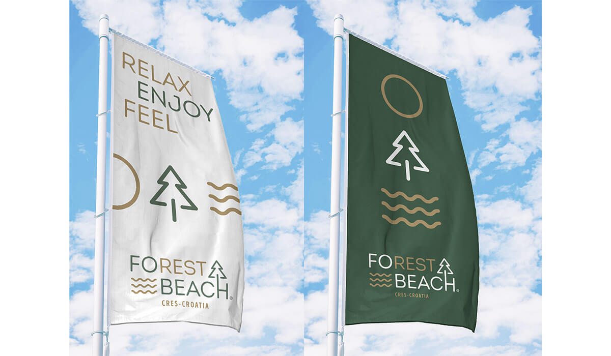 Forest beach, Blue dog